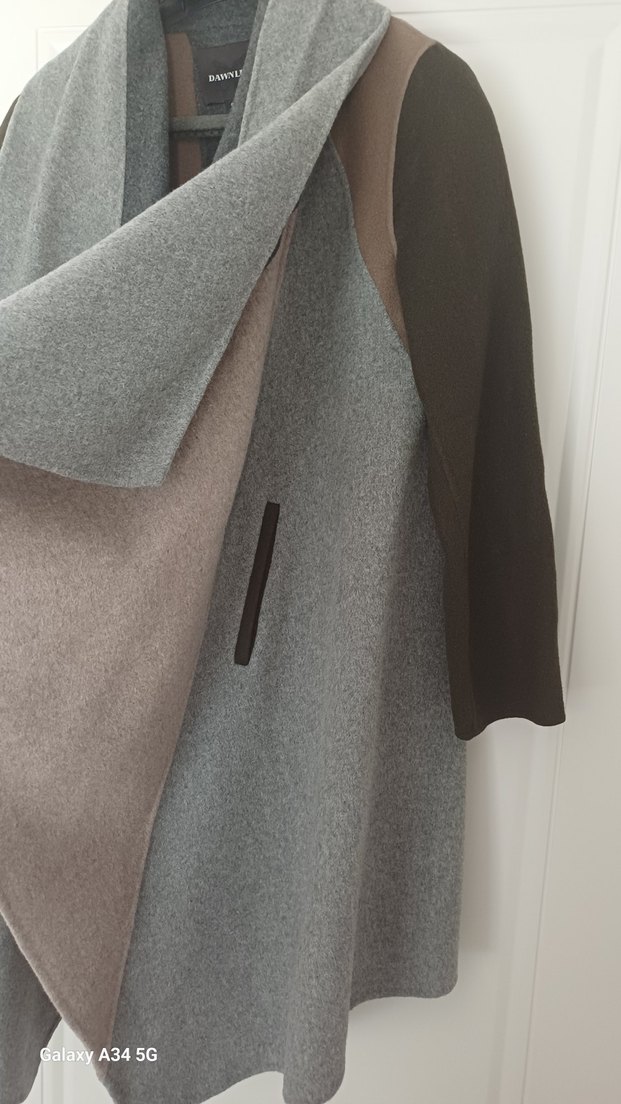 kaşe şal yakalı Kadın Kaban - Görsel 3