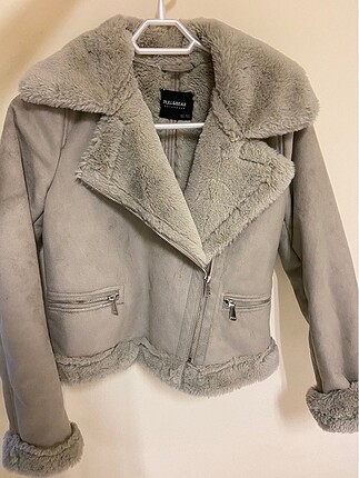 stradivarius mont