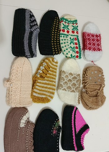 El Örgüsü Çeşitli Renklerde Patik Modelleri - Görsel 2