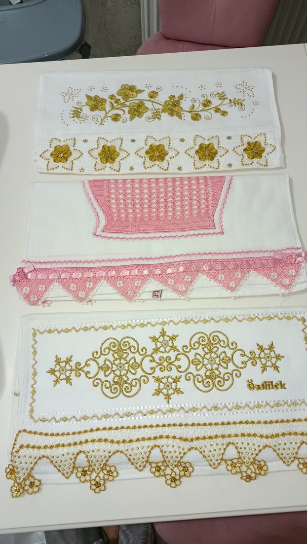 Nakışlı Beyaz Havlu Seti - Görsel 2