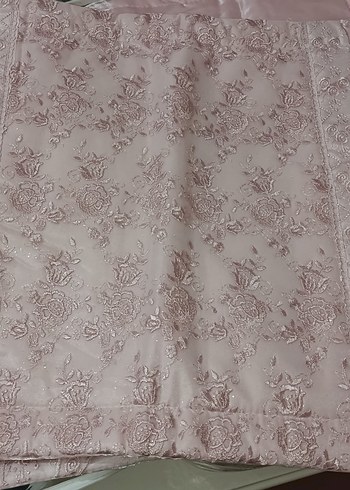 Nakışlı Pembe Yatak Örtüsü - Görsel 2