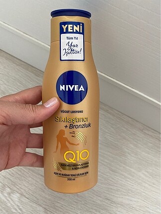 Nivea vücut sıkılaştırıcı bronzluk sağlayan krem