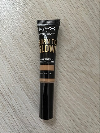 Nyx born to glow concealer meşhur kaptıcısı