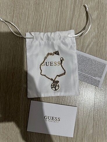 Beden altın Renk Guess kadın bileklik