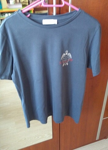 Only marka t shirt 