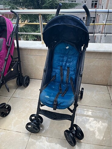 Joie marka mavi baston bebek arabası