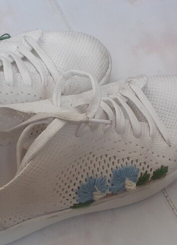 39 Beden Kenarı çiçek desenli spor ayakkabı i
