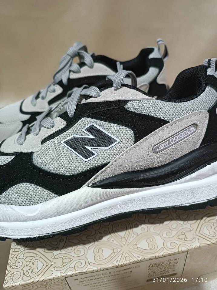 Gri New Balance Erkek Spor Ayakkabı - Görsel 4