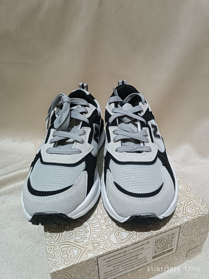 Gri New Balance Erkek Spor Ayakkabı - Görsel 2