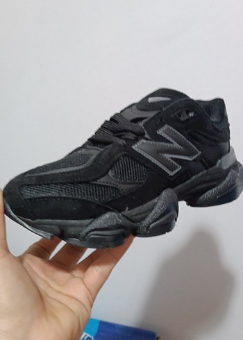 New Balance ürünü