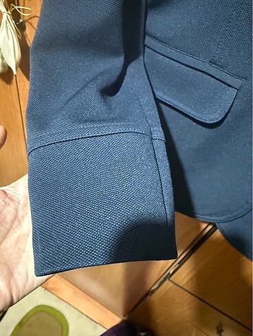 m Beden Blazer ceket , kollar kıvrılıp katlndığında icinde ki leopar des