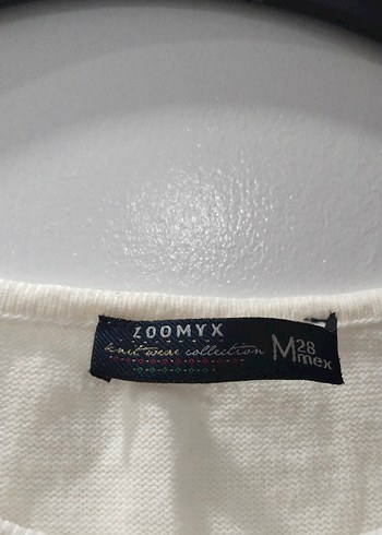 Beyaz Uzun Kollu Baskılı Triko Kazak - Görsel 3