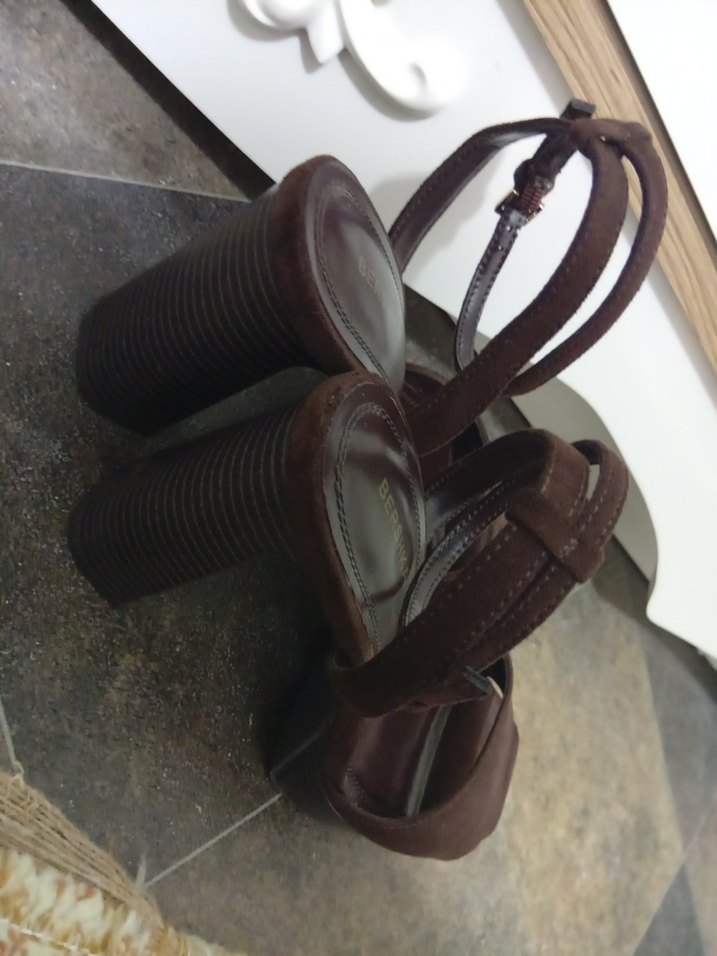 Kahverengi Süet Platform Topuklu Kadın Sandalet - Görsel 4