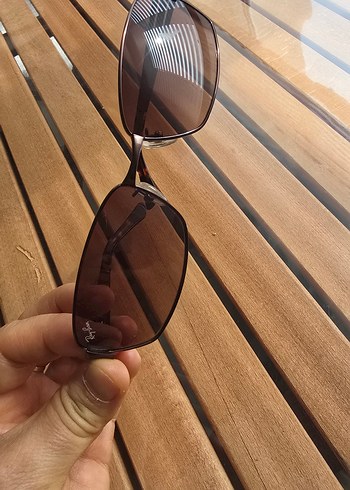 Ray Ban Ray-Ban Kadın Bej Minimalist Güneş Gözlüğü