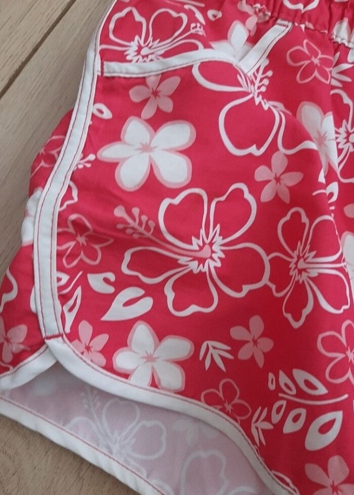 Pembe şort - Görsel 2