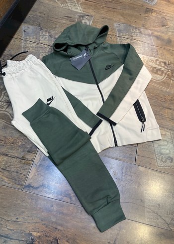 Nike Tech eşofman takımı - Görsel 2