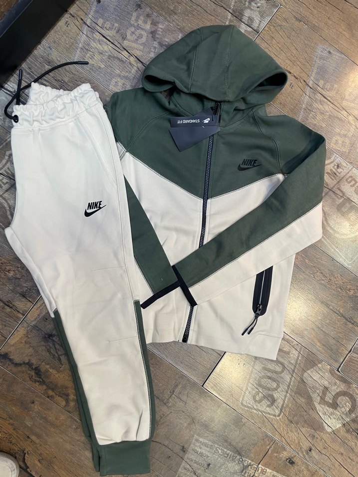 Nike Tech eşofman takımı - Görsel 5