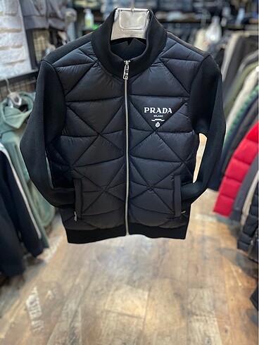m Beden siyah Renk Prada ceket