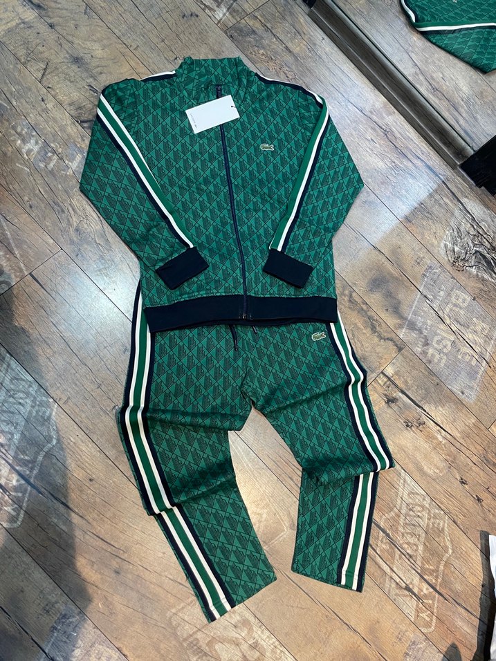 Lacoste eşofman takımı - Görsel 3