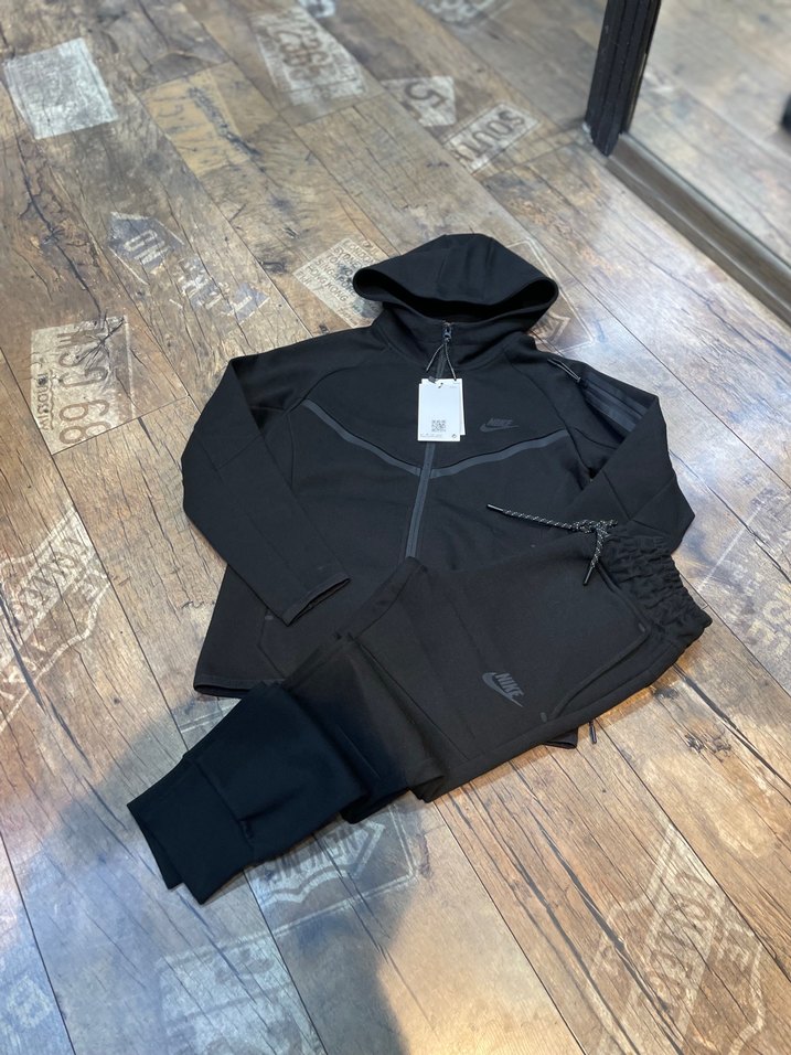 Nike tech eşofman takımı - Görsel 2