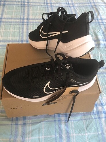Nike Spor Ayakkabısı