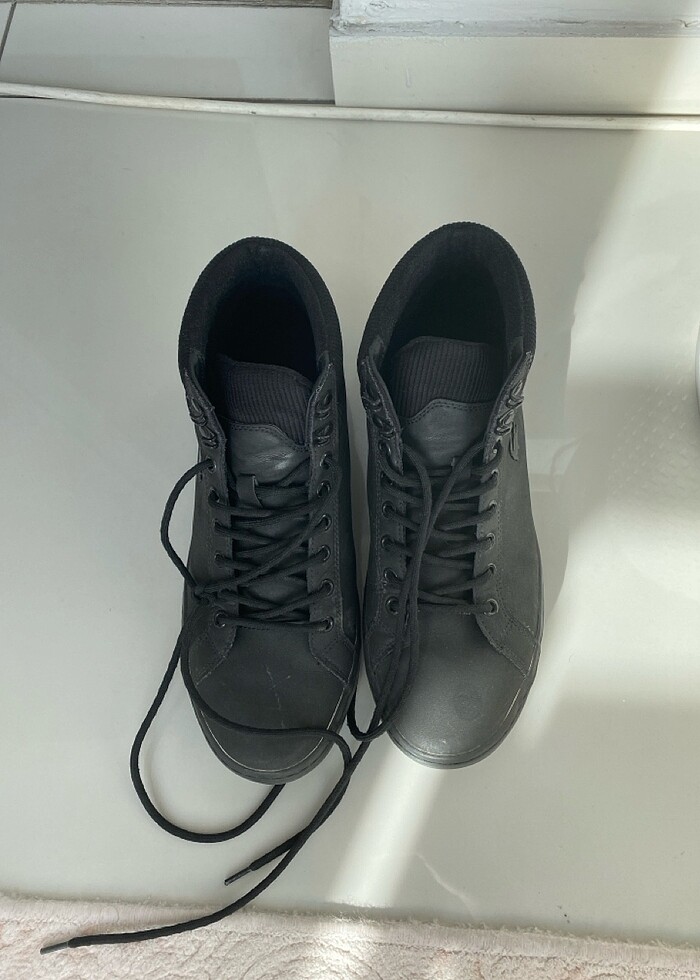 Bağcıklı bot - Görsel 2