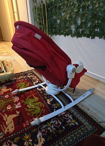 Bebek müzikli ana kucağı
