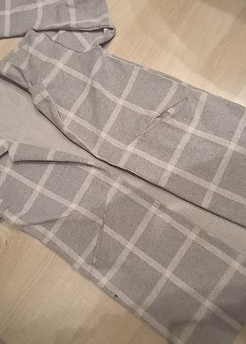 Gri Ekoseli hirka
