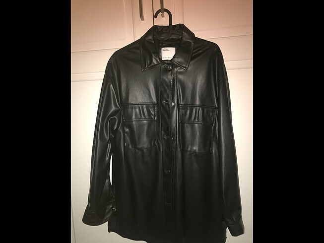 m Beden siyah Renk Gömlek Ceket Bershka