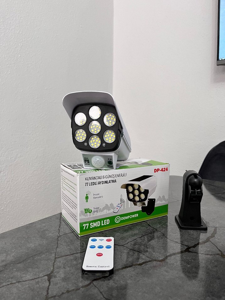 77 SMD LED Kumandalı Güneş Enerjili Aydınlatma - Görsel 2