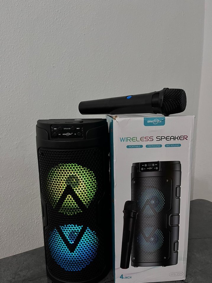 Renkli Işıklı Kablosuz Bluetooth Hoparlör ve Mikrofon - Görsel 2