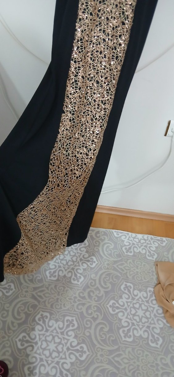 Dantel Detaylı Siyah  Uzun Elbise - Görsel 2