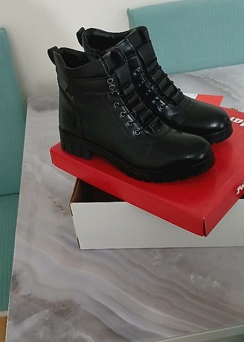 Polaris Siyah Dolgu Topuklu Kadın Bot - Görsel 2