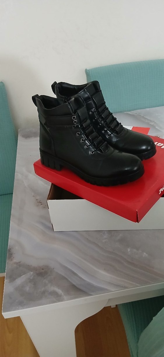 Polaris Siyah Dolgu Topuklu Kadın Bot - Görsel 2