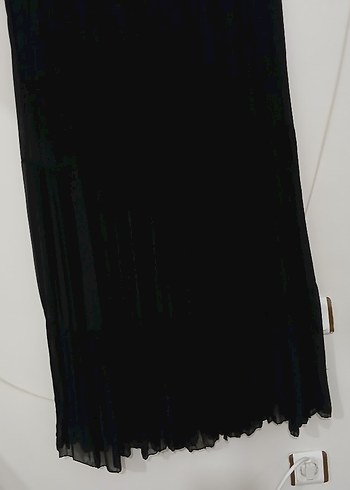 Siyah Pilili Uzun Kadın Etek - Görsel 2