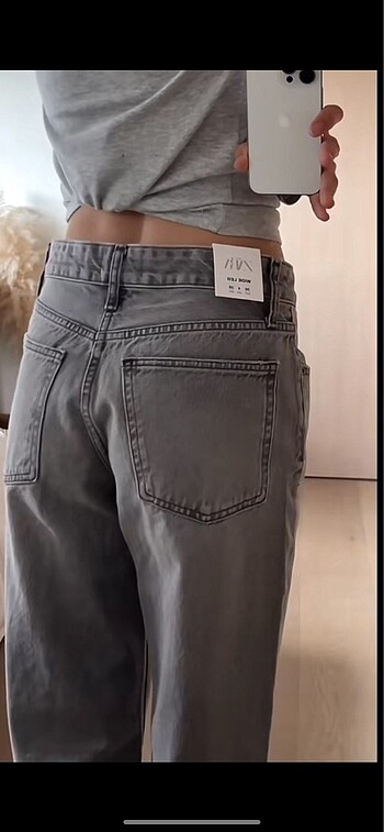 Zara Zara Wide Leg Jean??