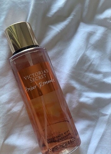 Victoria secret Amber Romance