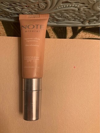 NOTE CONCEALER