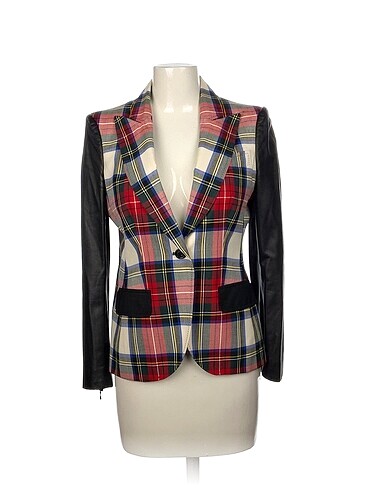 Moschino Blazer %70 İndirimli.
