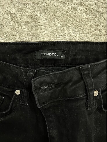 38 Beden TRENDYOLMILLA SIFIR DAR PANTOLON
