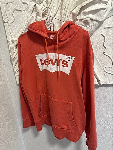 m Beden Levis orjinal sweatshirt