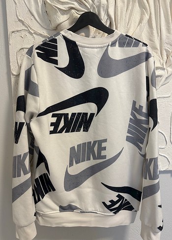 Beyaz Nike Baskılı Kadın Sweatshirt - Görsel 7