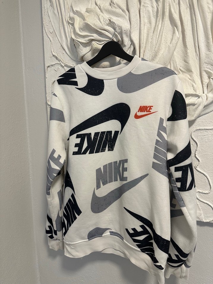 Beyaz Nike Baskılı Kadın Sweatshirt - Görsel 2