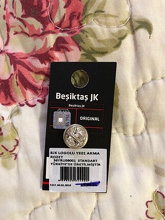 Beden siyah Renk BJK ŞAL ?AHMET NUR ÇEBİ İMZALI