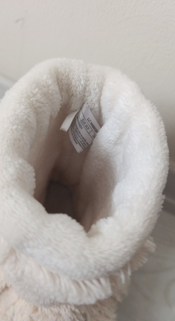 Kız Çocuk Beyaz Nakışlı Sıcak Ev Terliği - Görsel 3