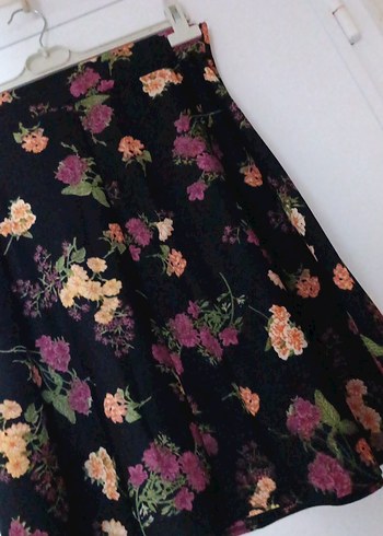 Çiçek Desenli Piliseli Midi Hamile Etek - Görsel 2