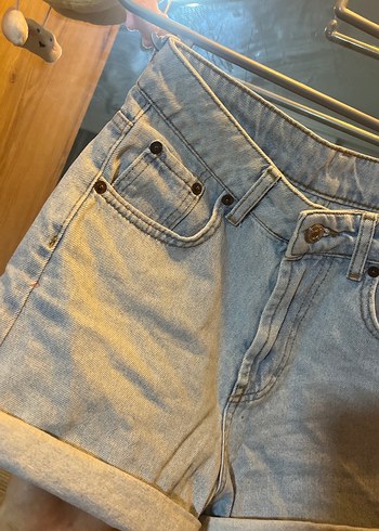 Kadın Gri Denim Mini Şort - Görsel 4