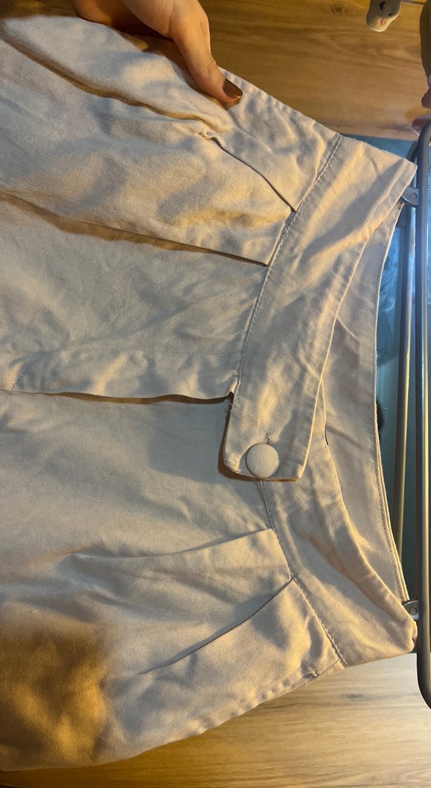 Düğmeli Bej Keten Kadın Pantolon - Görsel 3