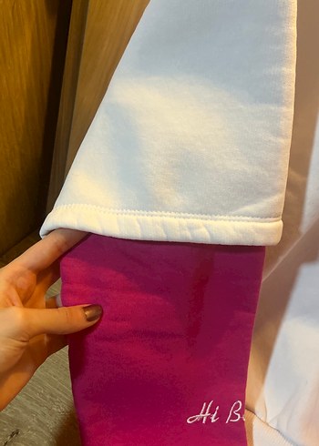 Beyaz ve Pembe Renkli Kadın Sweatshirt - Görsel 3