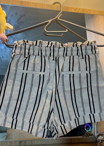 Bershka Şort - Görsel 7